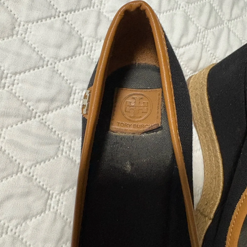 Tory Burch Majorca Canvas Black and Tan Wedges - Picture 4 of 9